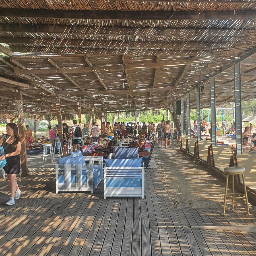 Burano Camping Beach-Bar Nea Thesi 外观 照片